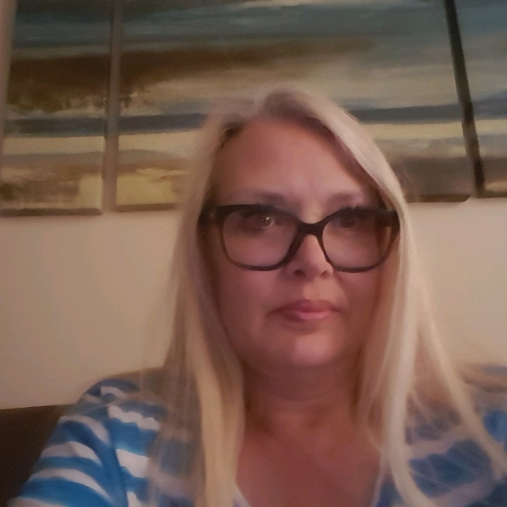 Meet your Posher, Vickie